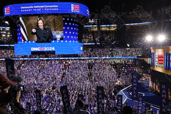 电视网络民调显示 哈里斯以5个百分点的优势领先特朗普 电视网络民调显示 哈里斯以5个百分点的优势领先特朗普